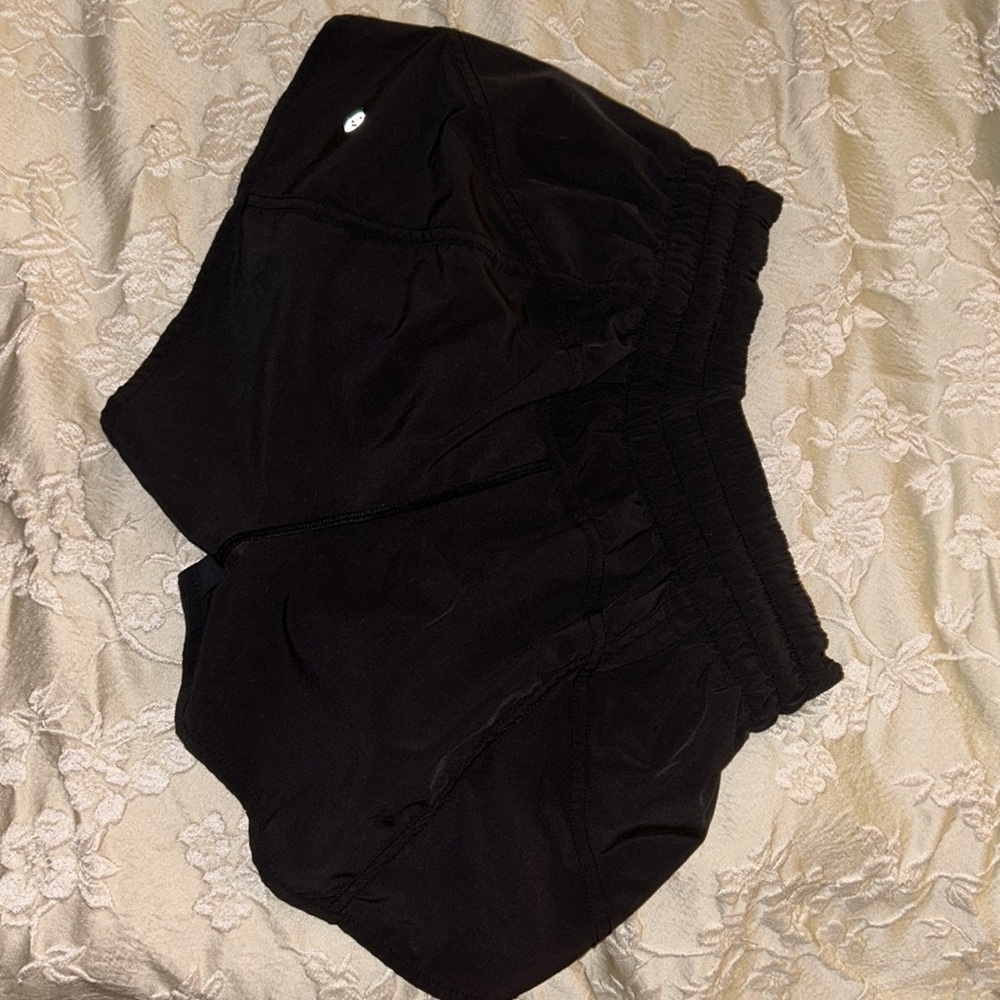 Lulu lemon shorts - Picture 2 of 2